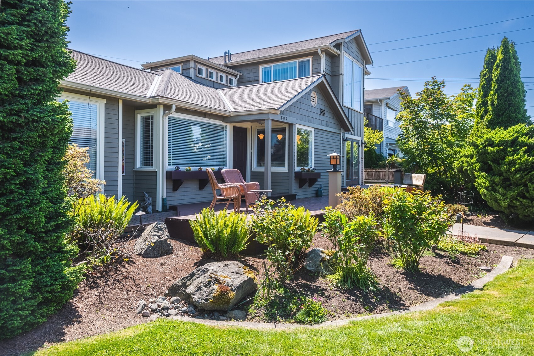 809 33rd Street Anacortes, WA 98221 - Photo 5 of 40