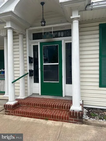 $1,400 | 145 South Main Street, Unit 4, Woodstock, VA 22664