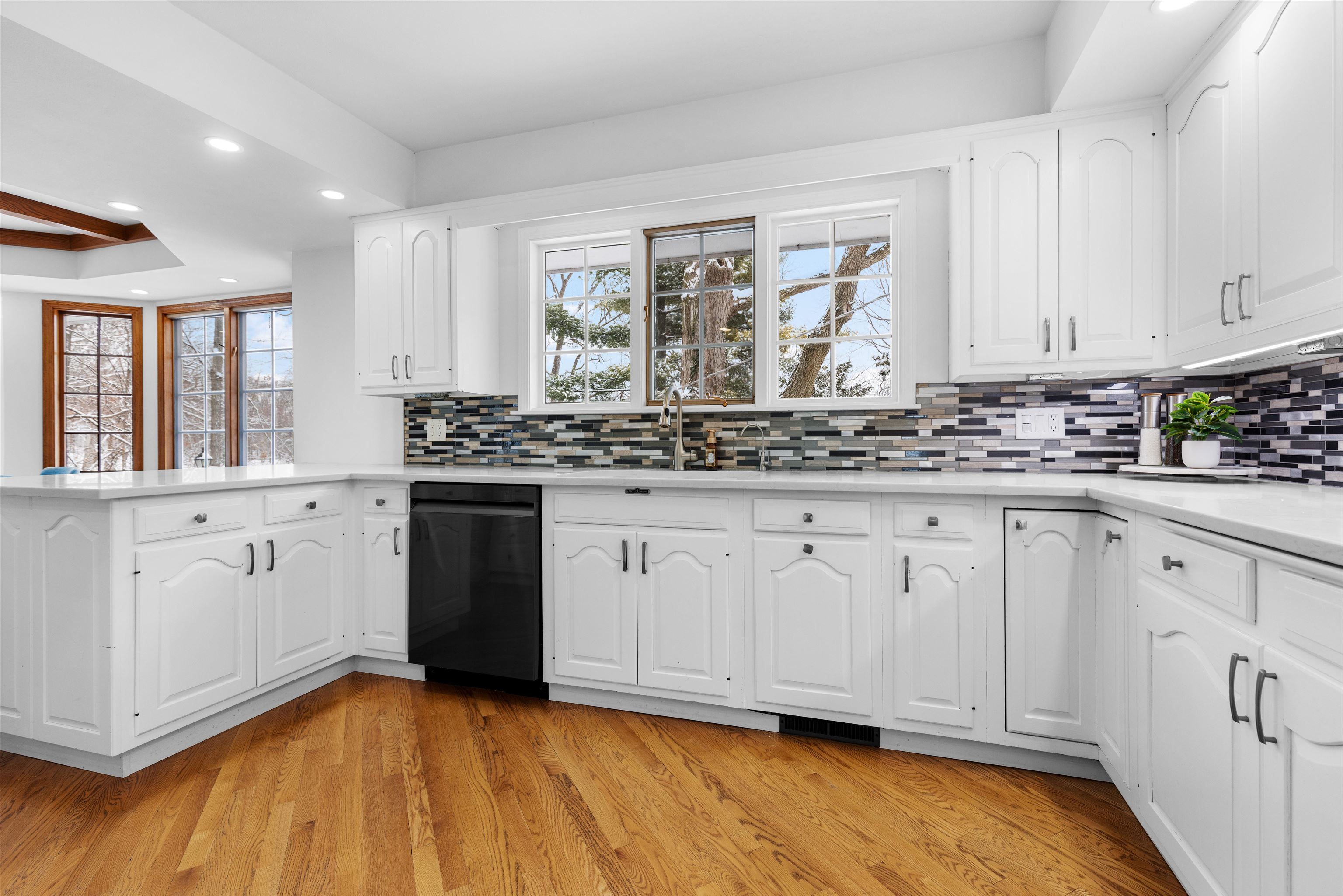 5150 Guilford Road Rockford, IL 61107 - Photo 1 of 33