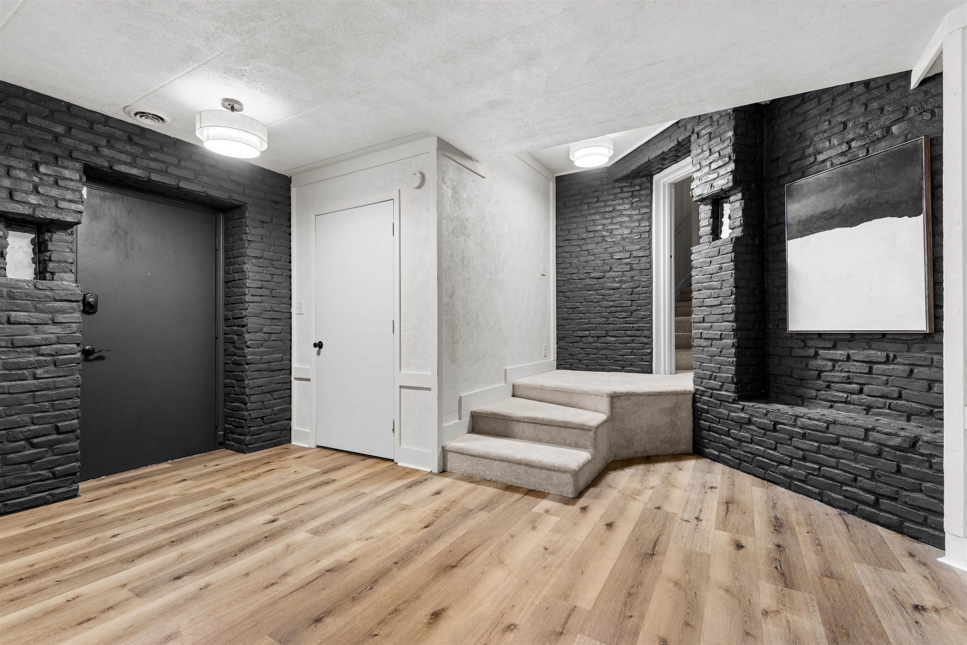 5150 Guilford Road Rockford, IL 61107 - Photo 3 of 33