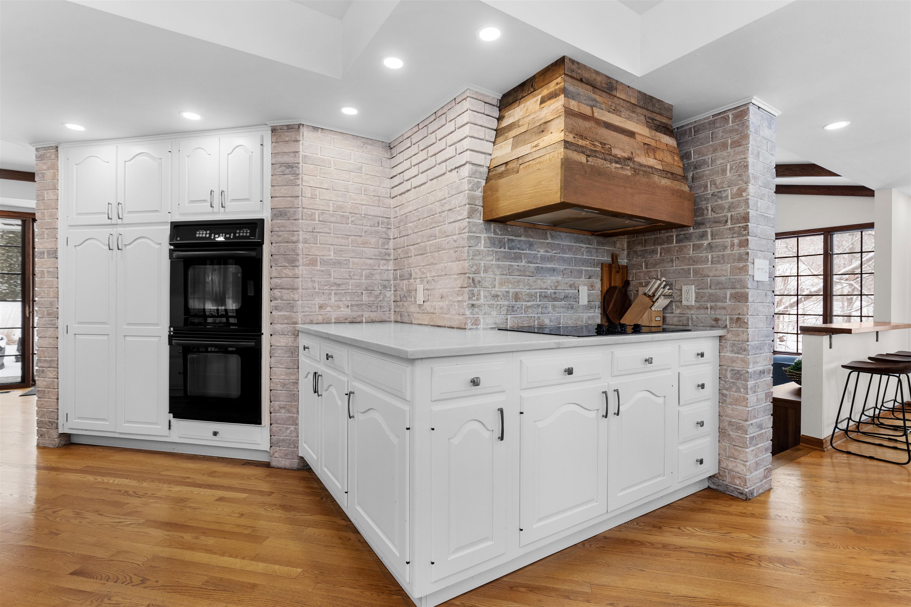 5150 Guilford Road Rockford, IL 61107 - Photo 8 of 33