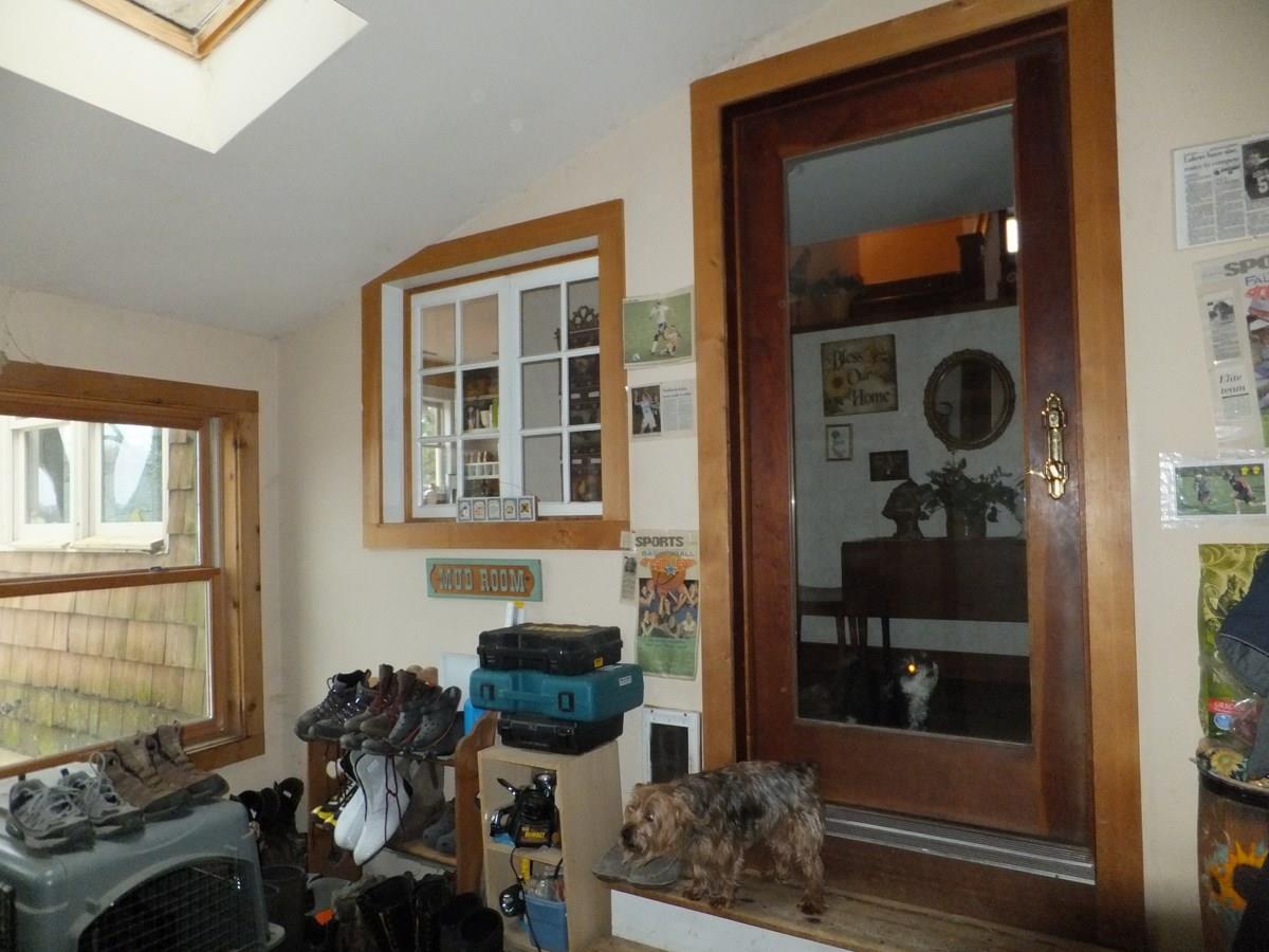 586 East Kasson Road Maple City, MI 49664 - Photo 15 of 47 1829423-14.JPG