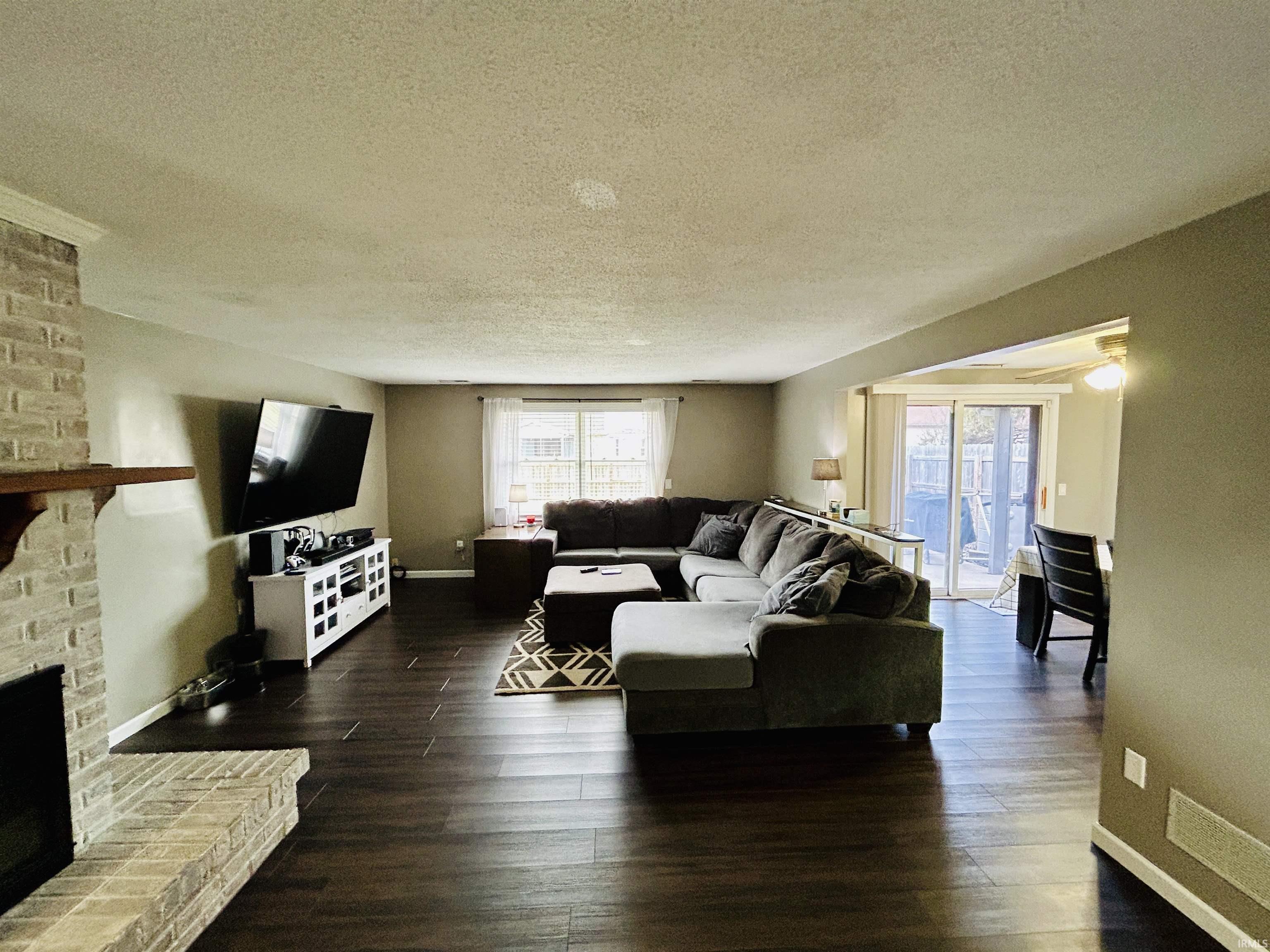 5619 Roaring Fork Run Fort Wayne, IN 46825 - Photo 2 of 30