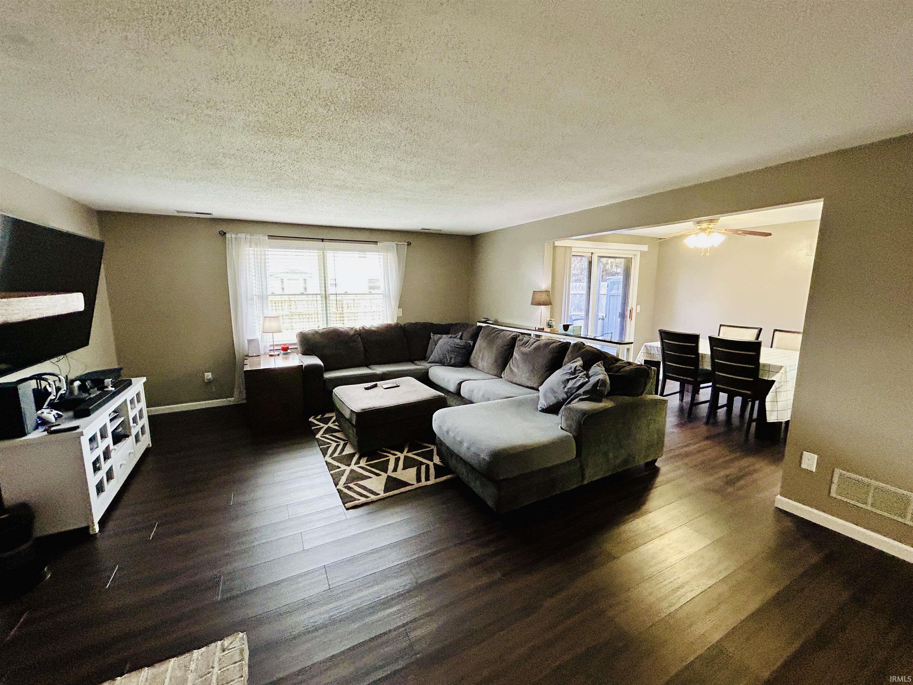 5619 Roaring Fork Run Fort Wayne, IN 46825 - Photo 3 of 30