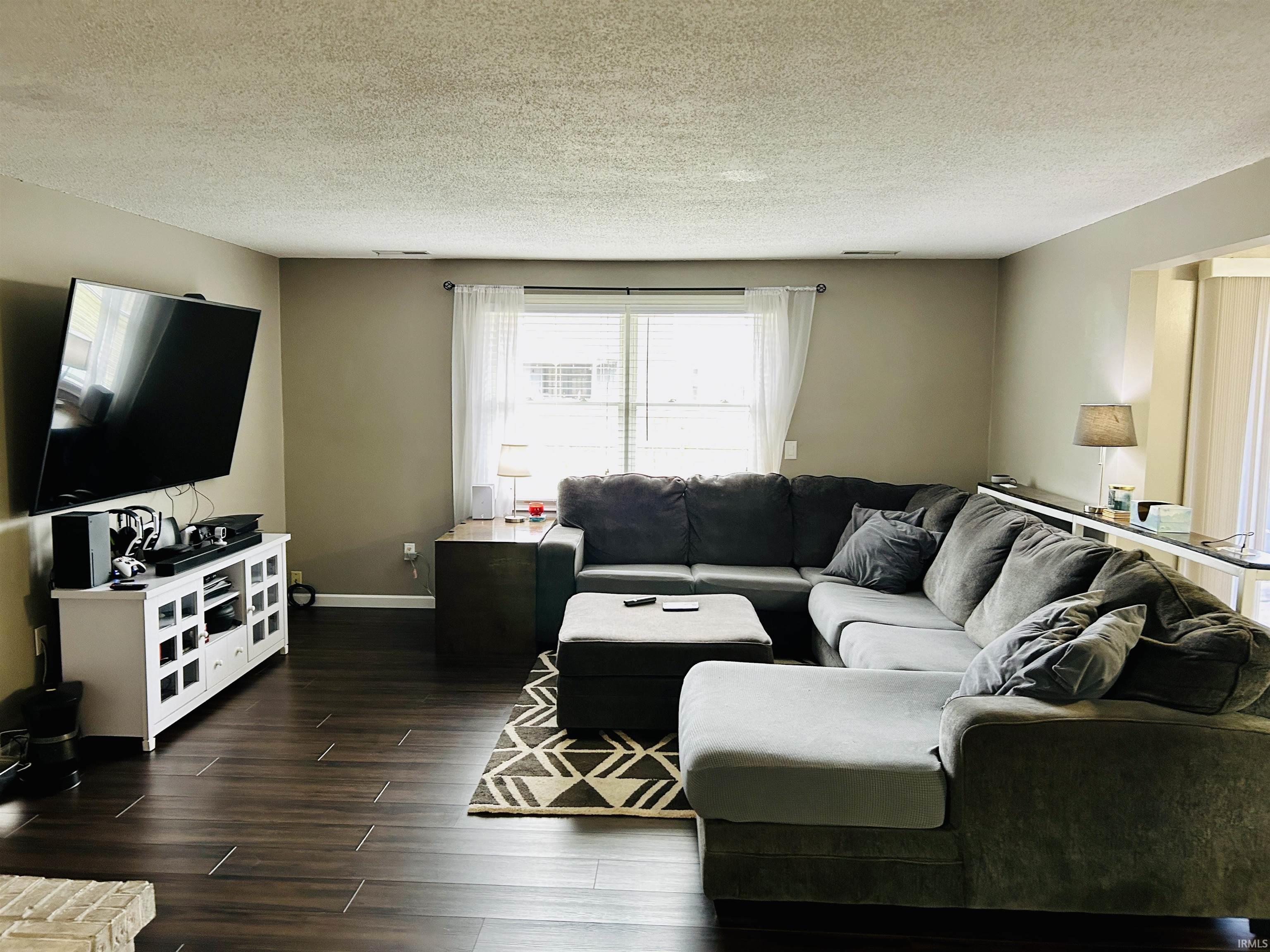 5619 Roaring Fork Run Fort Wayne, IN 46825 - Photo 4 of 30