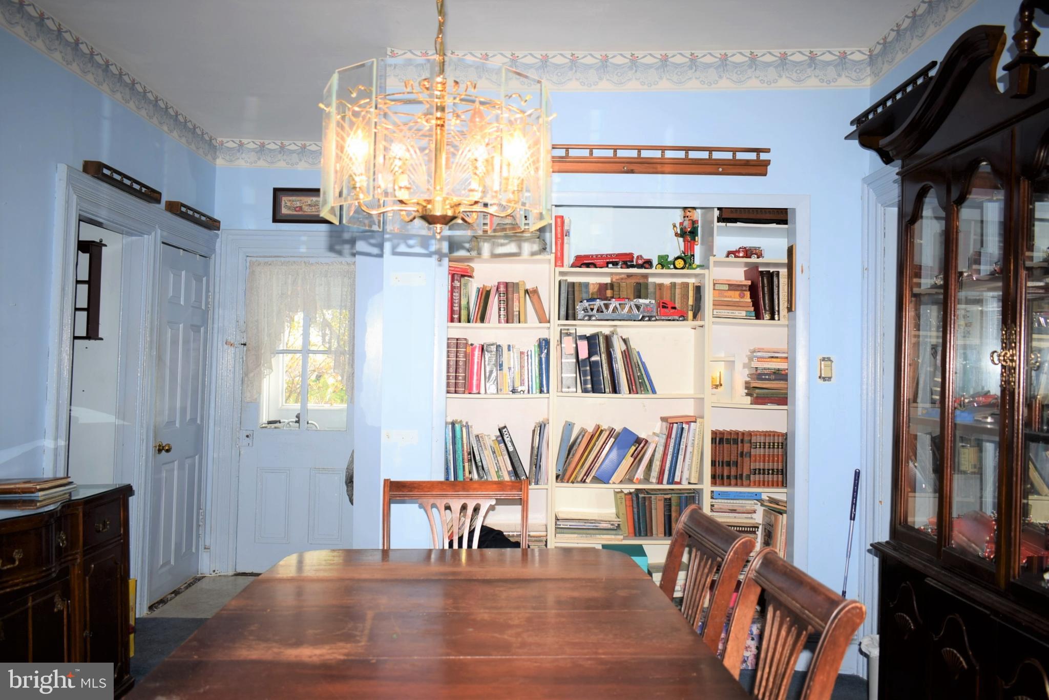 202 Berlin Road Clementon, NJ 08021 - Photo 7 of 25 Dining Room