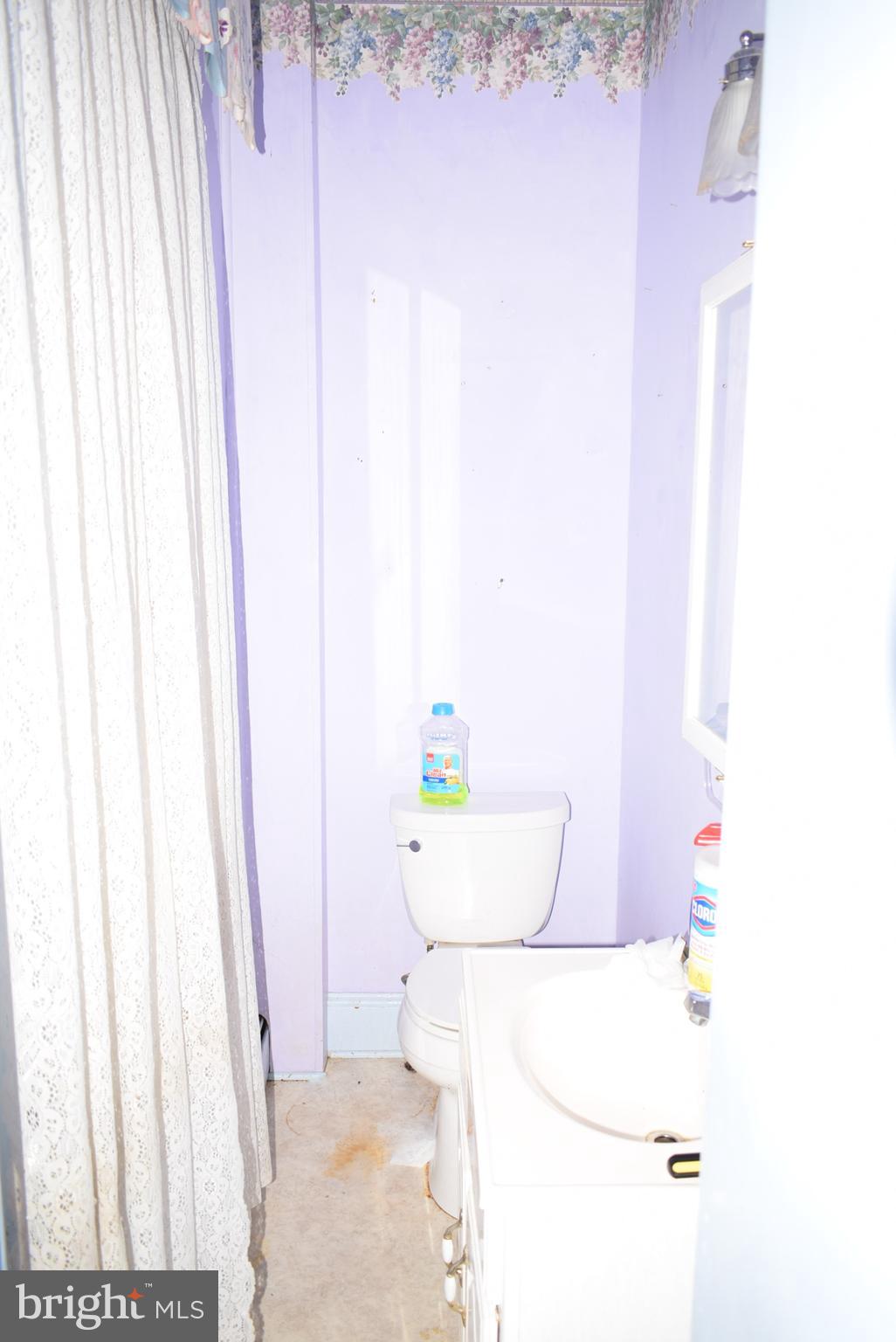 202 Berlin Road Clementon, NJ 08021 - Photo 9 of 25 Half bath