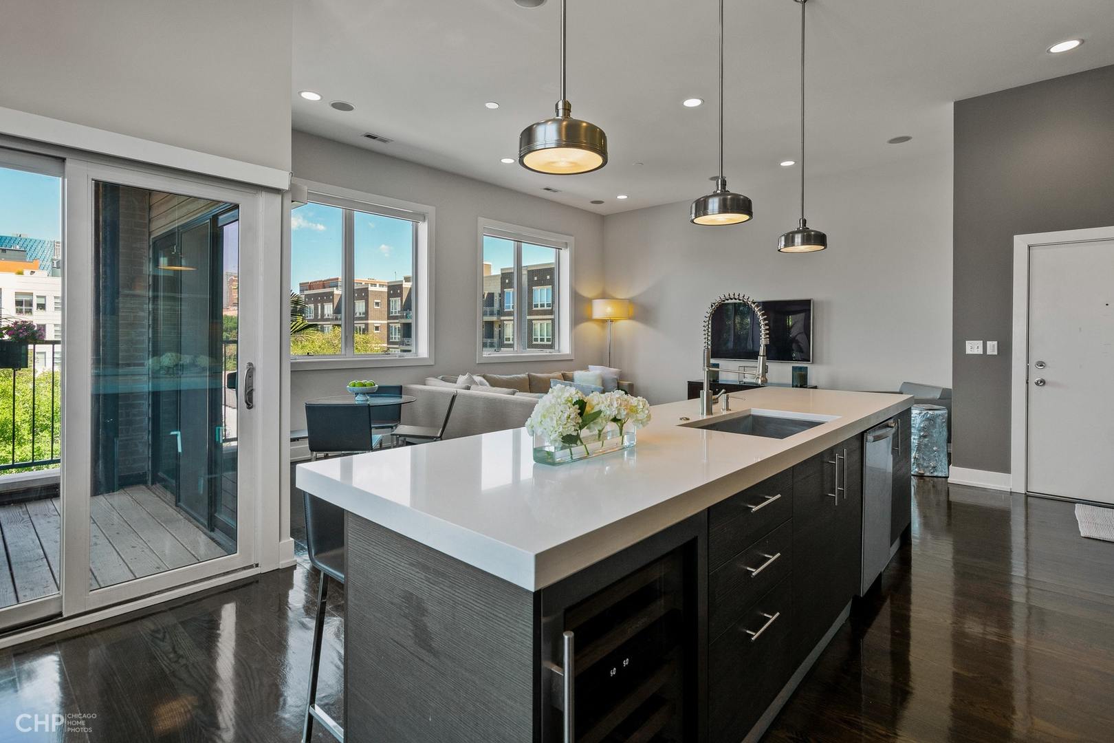 6 North Throop Street, Unit 3N Chicago, IL 60607 - Photo 7 of 21