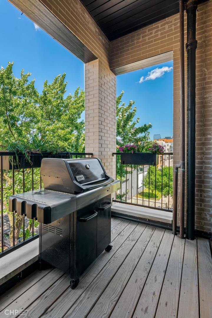 6 North Throop Street, Unit 3N Chicago, IL 60607 - Photo 10 of 21