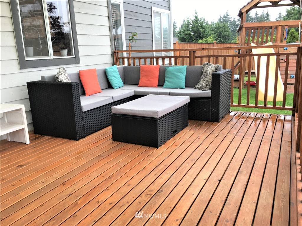 35127 11th Place Southwest Federal Way, WA 98023 - Photo 4 of 31 a outdoor living room with furniture