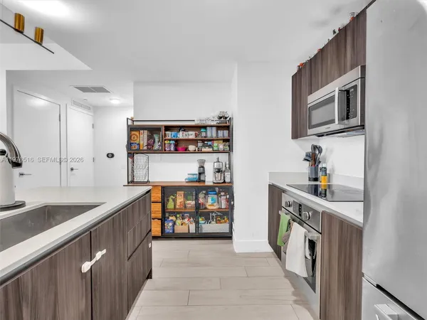 $5,750 | 488 Northeast 18th Street, Unit 2309, Miami, FL 33132