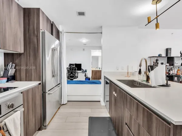 $5,750 | 488 Northeast 18th Street, Unit 2309, Miami, FL 33132