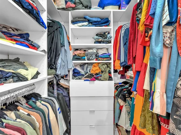 $5,750 | 488 Northeast 18th Street, Unit 2309, Miami, FL 33132