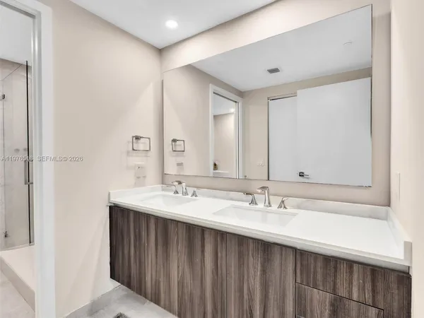 $5,750 | 488 Northeast 18th Street, Unit 2309, Miami, FL 33132