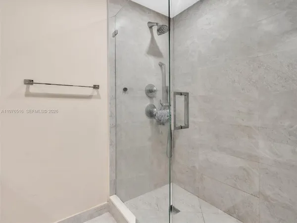 $5,750 | 488 Northeast 18th Street, Unit 2309, Miami, FL 33132