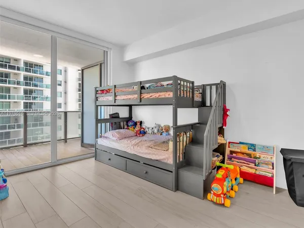 $5,750 | 488 Northeast 18th Street, Unit 2309, Miami, FL 33132