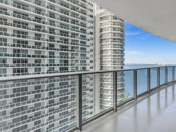$5,750 | 488 Northeast 18th Street, Unit 2309, Miami, FL 33132