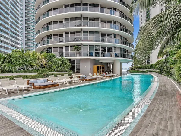 $5,750 | 488 Northeast 18th Street, Unit 2309, Miami, FL 33132