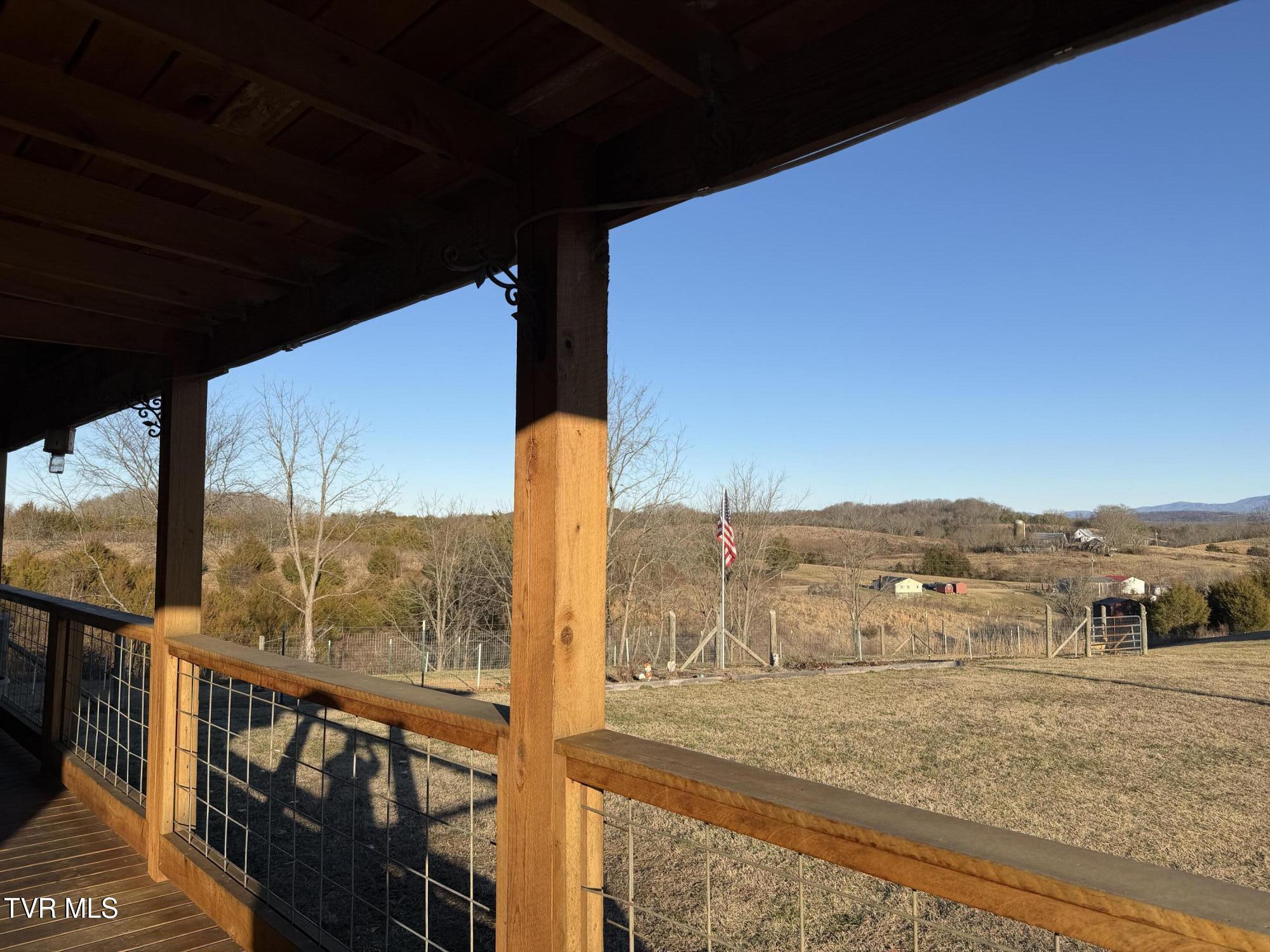 220 Redwood Lane Mosheim, TN 37818 - Photo 17 of 47 IMG_5423