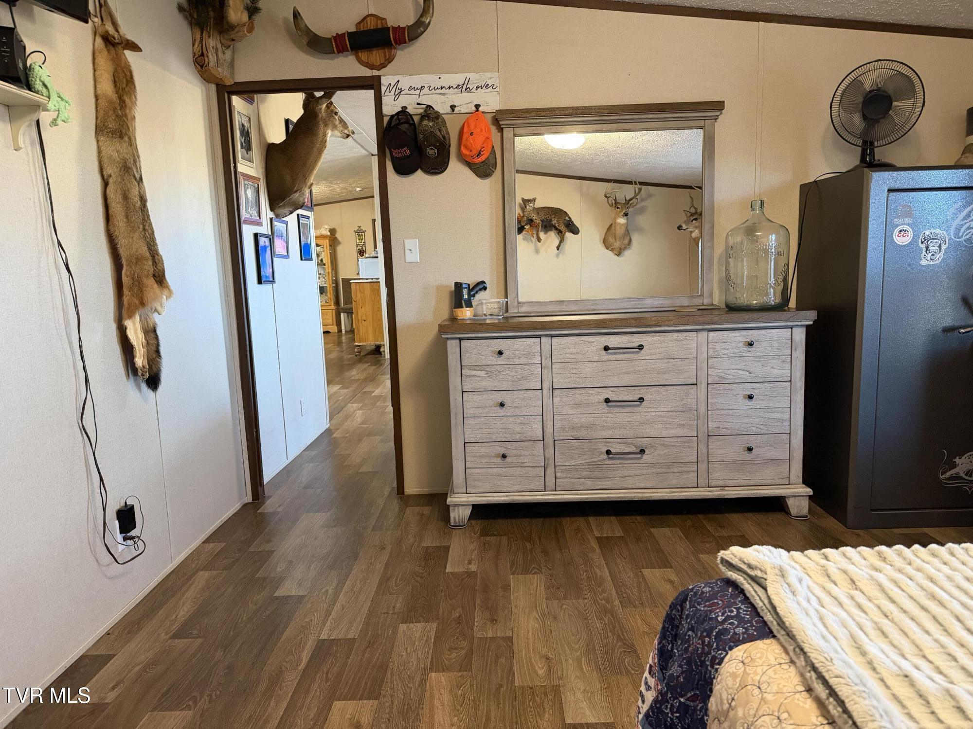 220 Redwood Lane Mosheim, TN 37818 - Photo 31 of 47 IMG_5454