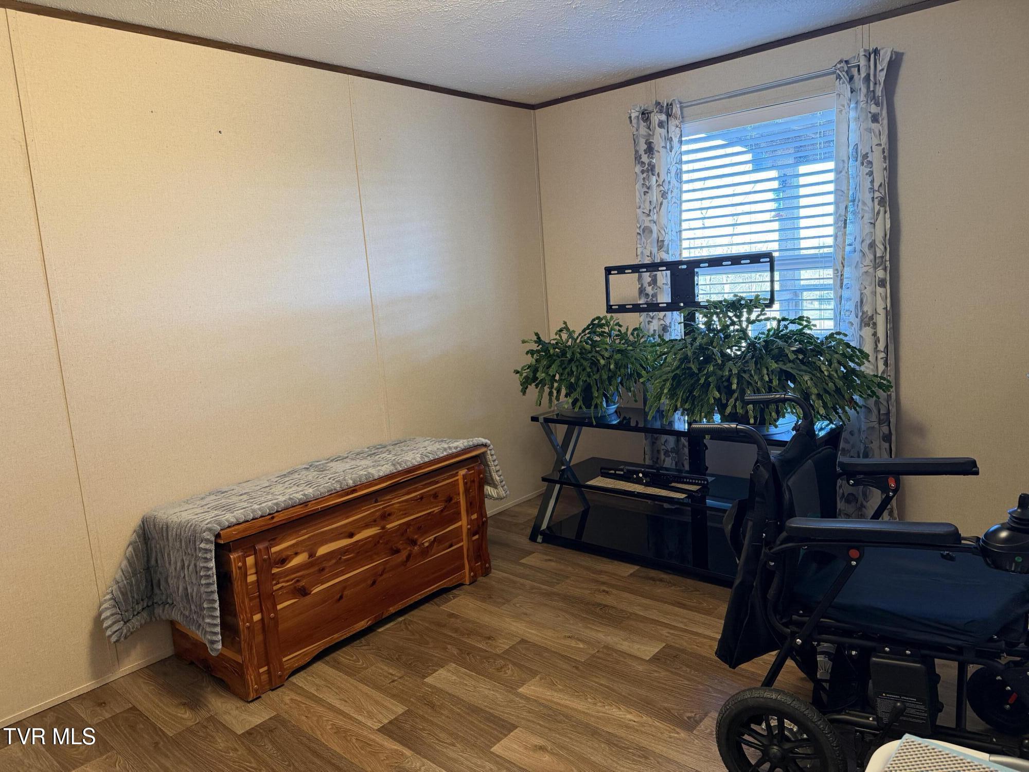 220 Redwood Lane Mosheim, TN 37818 - Photo 36 of 47 IMG_5439