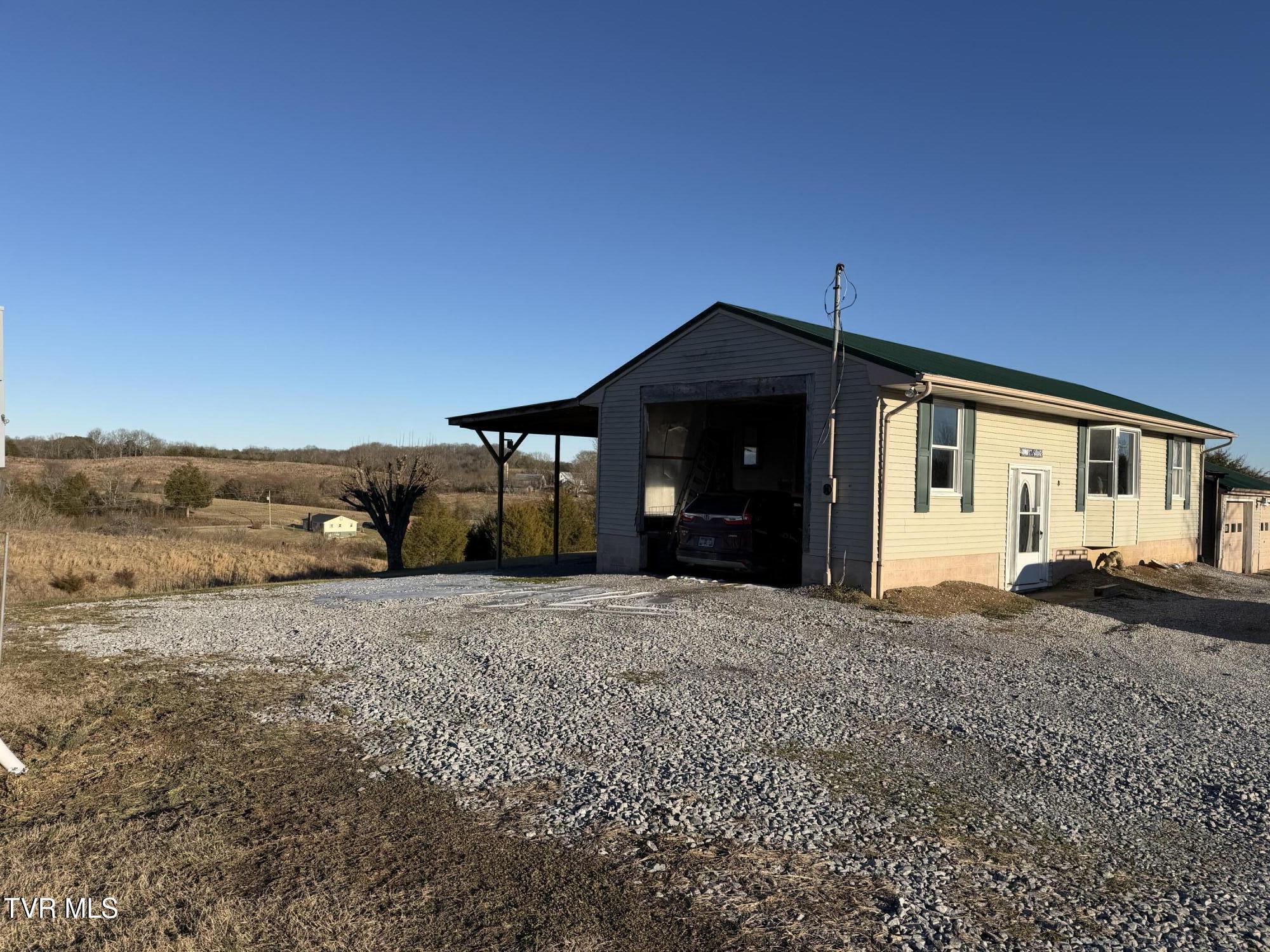 220 Redwood Lane Mosheim, TN 37818 - Photo 45 of 47 IMG_5413