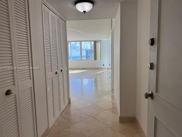 5401 Collins Avenue, Unit 1512 Miami Beach, FL 33140 - Photo 16 of 40