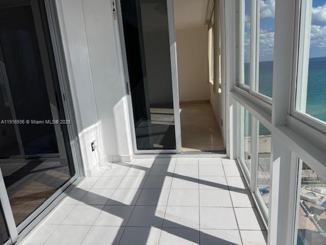 5401 Collins Avenue, Unit 1512 Miami Beach, FL 33140 - Photo 35 of 40