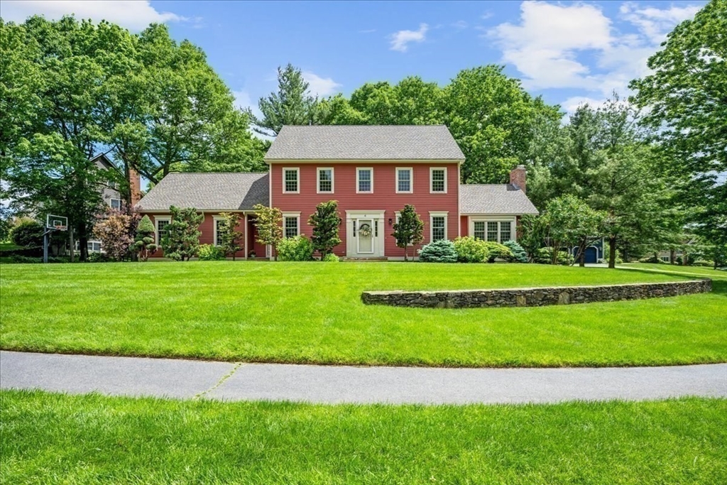 4 Round Table Road Shrewsbury, MA 01545 - Photo 41 of 41 a front view of a house with a yard