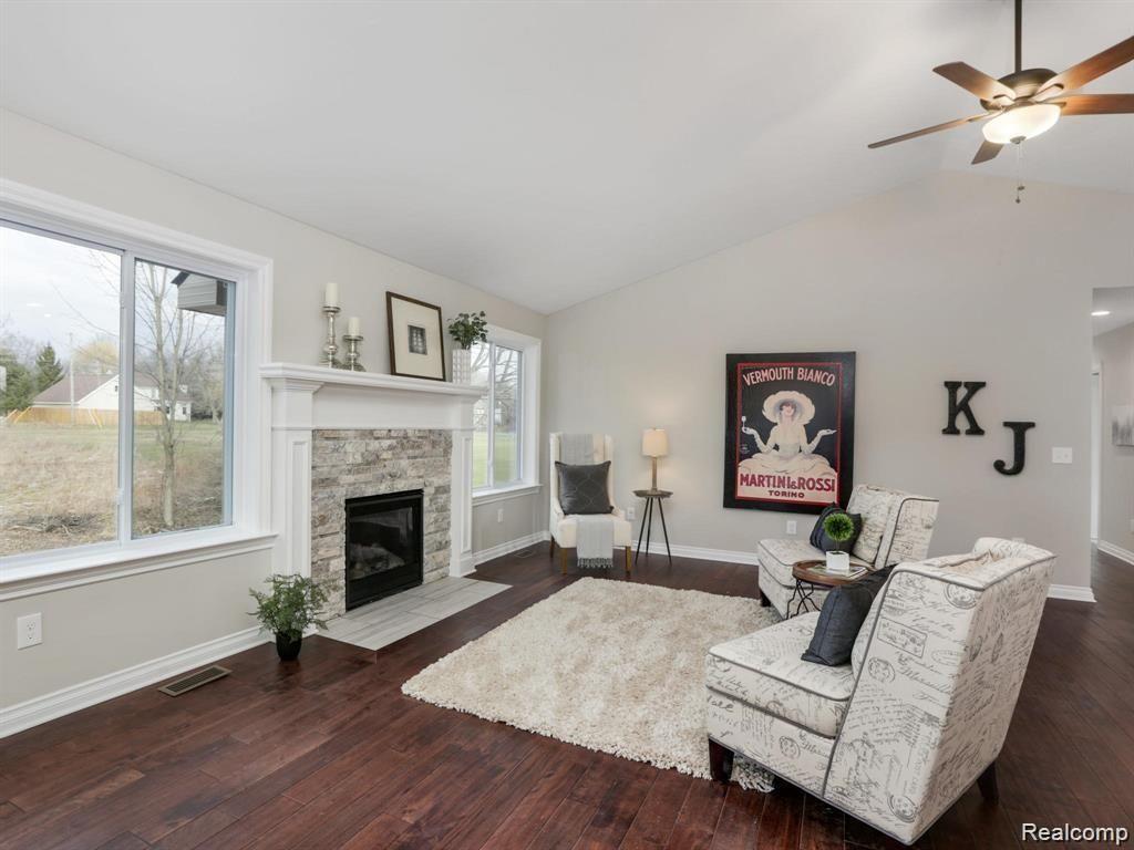 5375 Rochester Road Leonard, MI 48367 - Photo 10 of 49
