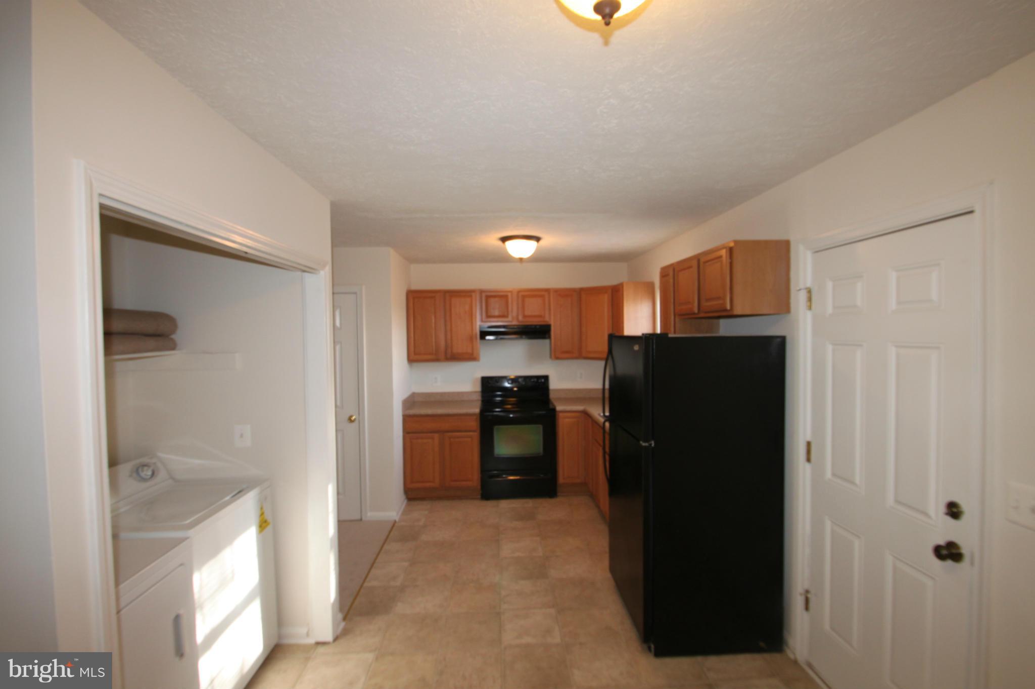 620 Highview Court Culpeper, VA 22701 - Photo 4 of 10 Kitchen