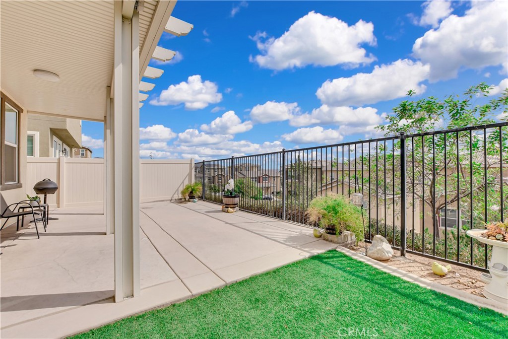 7340 Garnet Ridge Road Jurupa Valley, CA 92509 - Photo 28 of 36