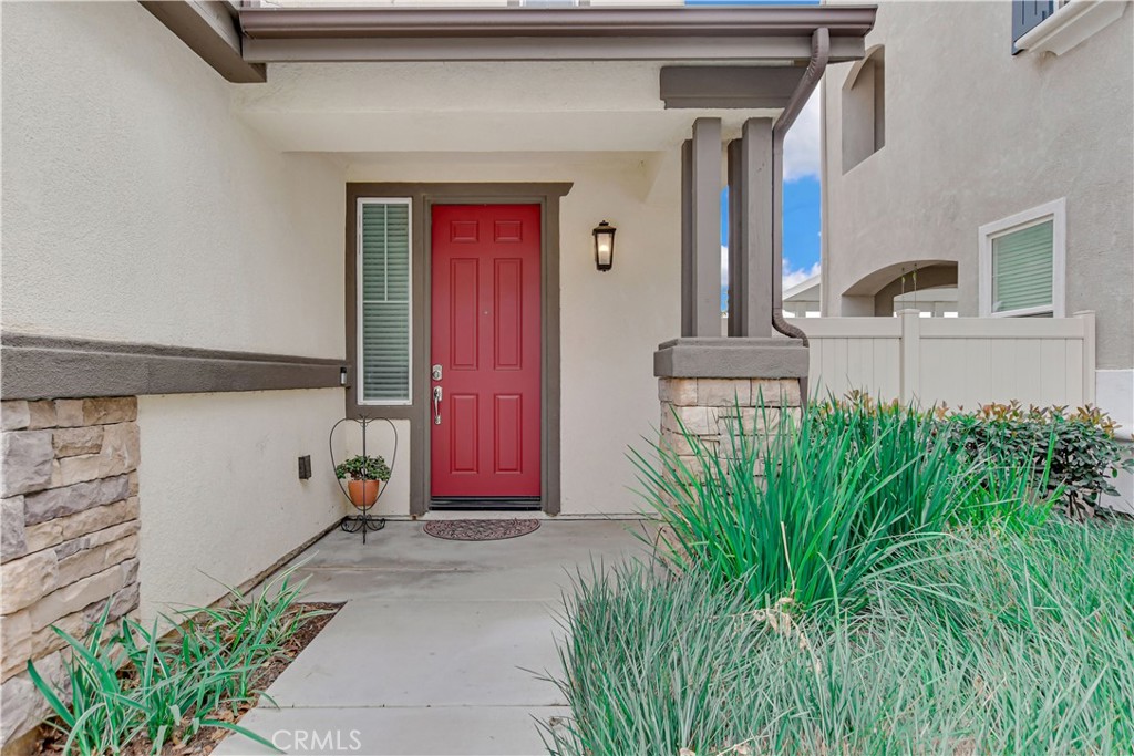 7340 Garnet Ridge Road Jurupa Valley, CA 92509 - Photo 3 of 36