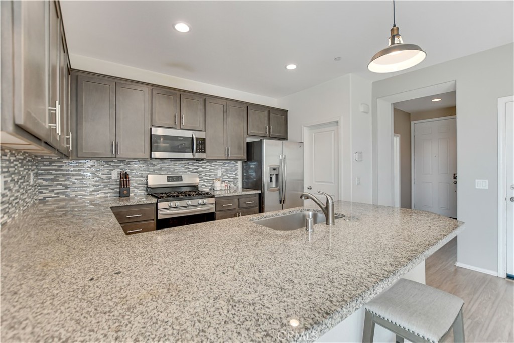 7340 Garnet Ridge Road Jurupa Valley, CA 92509 - Photo 9 of 36