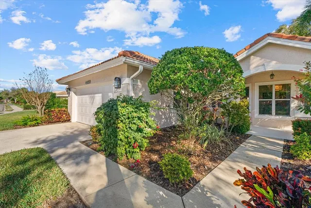 $510,000 | 4439 Deer Trail Boulevard, Sarasota, FL 34238