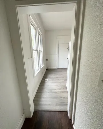 $132,000 | 2421-2423 South 11th Street, St. Joseph, MO 64503