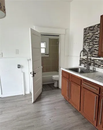 $132,000 | 2421-2423 South 11th Street, St. Joseph, MO 64503