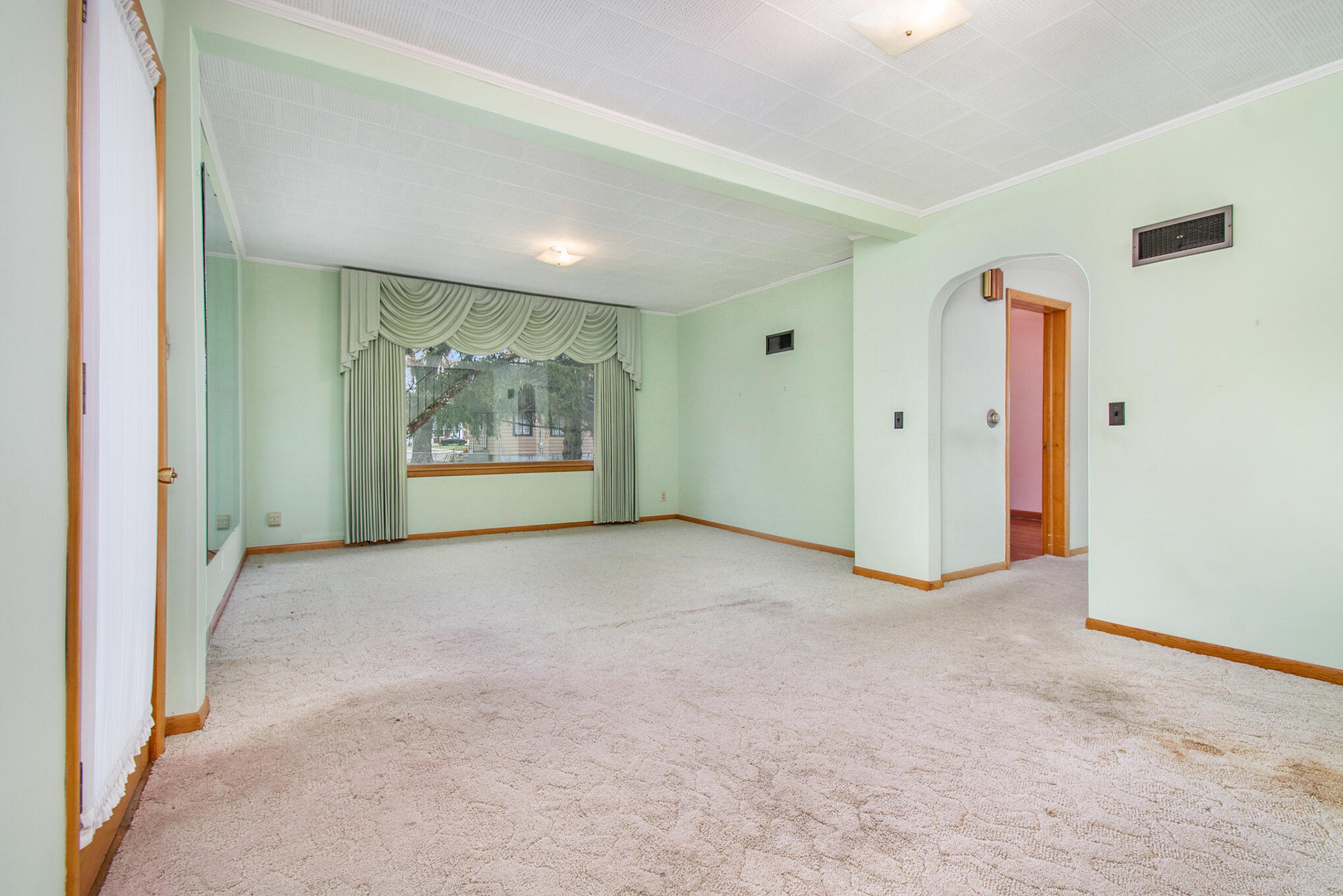 716 Spring Street Three Rivers, MI 49093 - Photo 8 of 20 DSC_6659