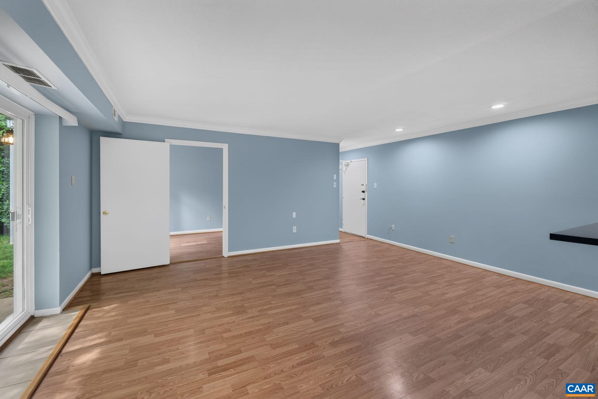 545 Burgoyne Road, Unit 2 Charlottesville, VA 22901 - Photo 7 of 25