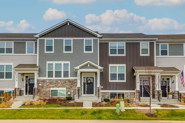 $399,000 | 1017 Atterberg Road, South Elgin, IL 60177