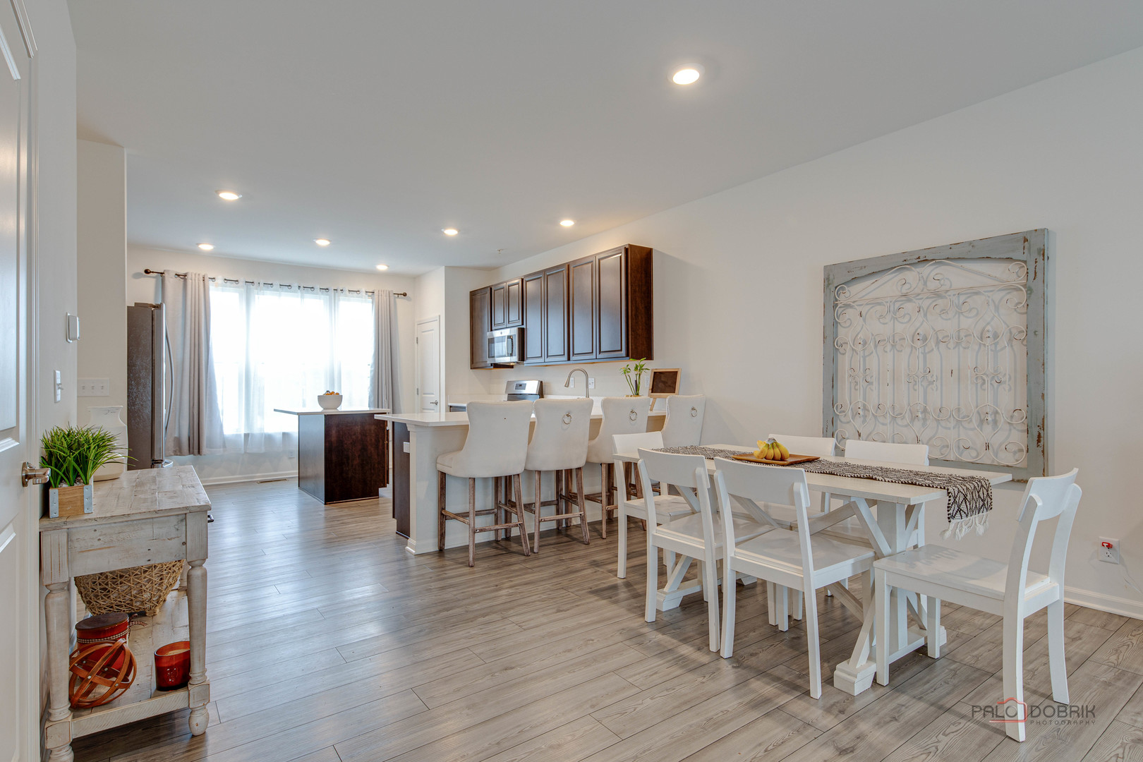 1017 Atterberg Road South Elgin, IL 60177 - Photo 7 of 24 Gallery Image 7