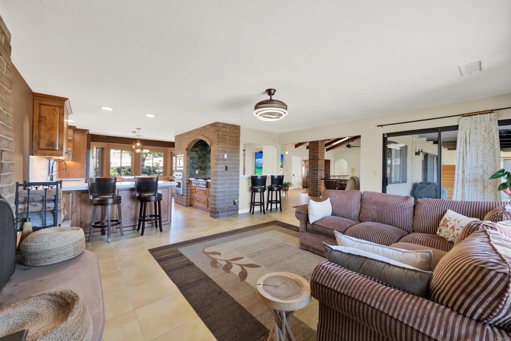 4057 Ladera Vista Road Fallbrook, CA 92028 - Photo 15 of 70 Gallery Image 15