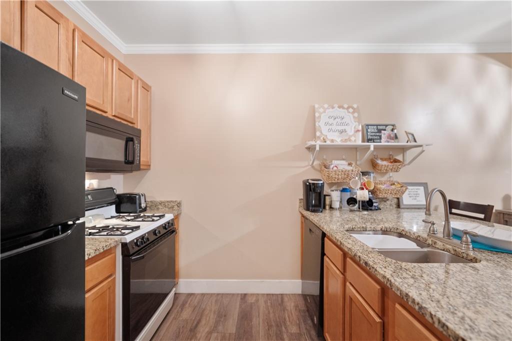 2445 Old Greentree Road, Unit 2B Carnegie, PA 15106 - Photo 8 of 25 Gallery Image 8
