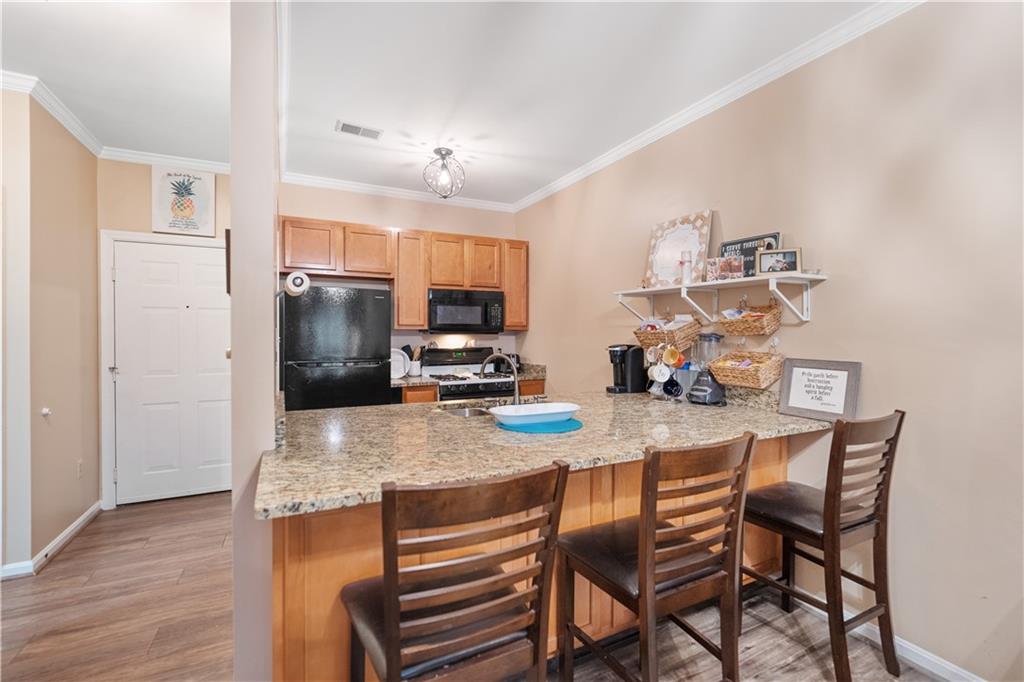 2445 Old Greentree Road, Unit 2B Carnegie, PA 15106 - Photo 9 of 25 Gallery Image 9