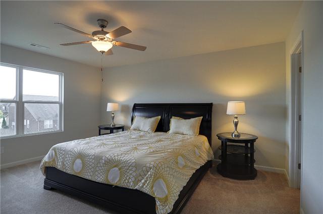 1013 Merrick Road Hendersonville, TN 37075 - Photo 6 of 10 Gallery Image 6