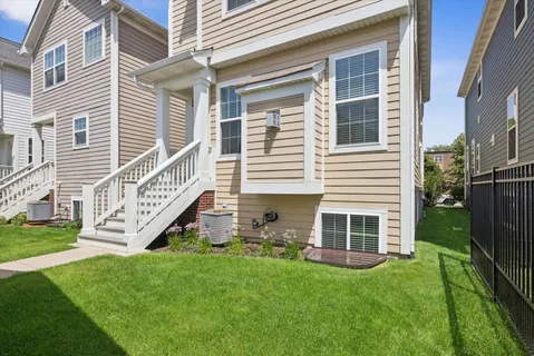 $750,000 | 14 North Dryden Place, Arlington Heights, IL 60004