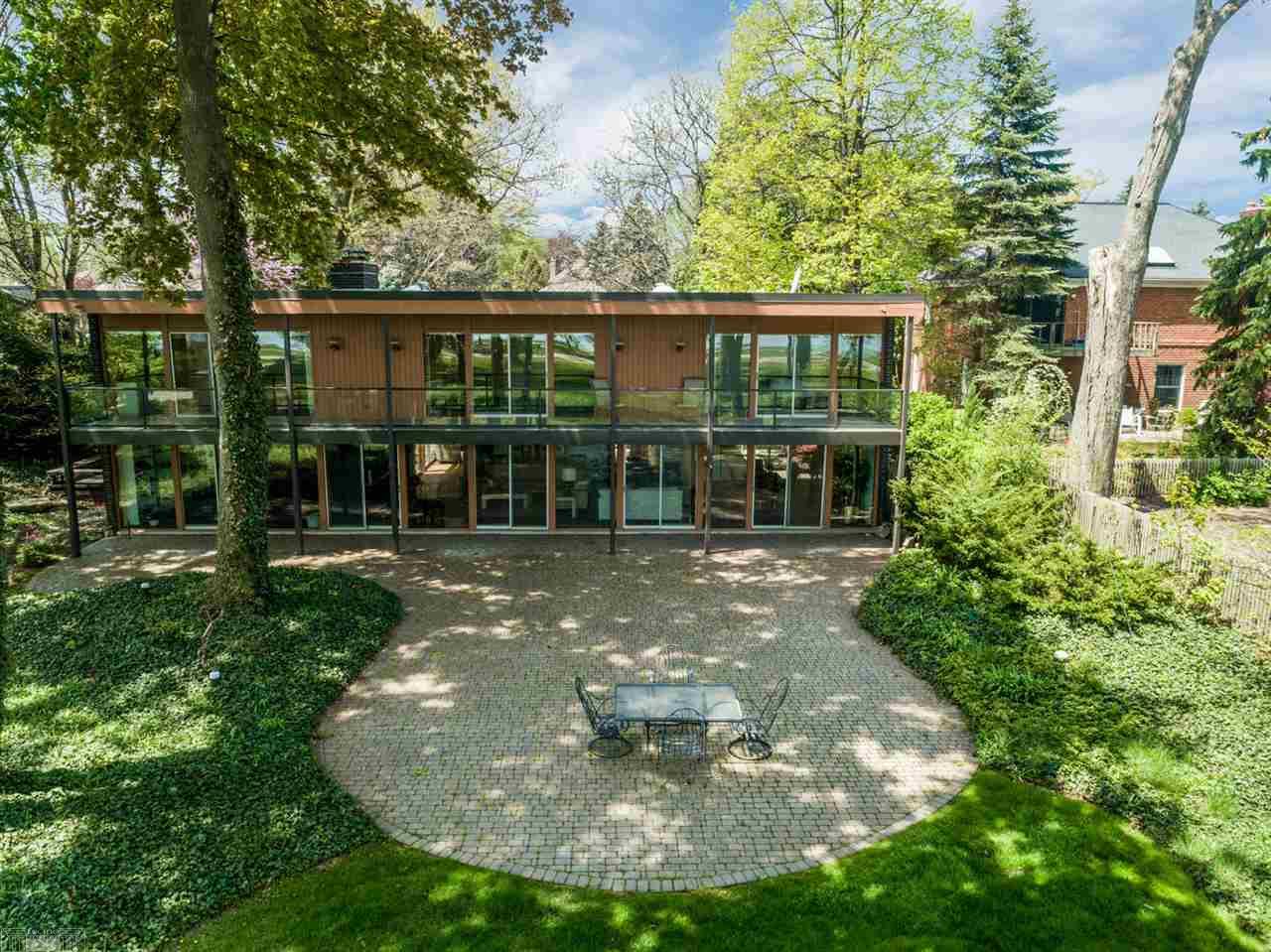 735 Lake Shore Road Grosse Pointe Shores, MI 48236 - Photo 2 of 98