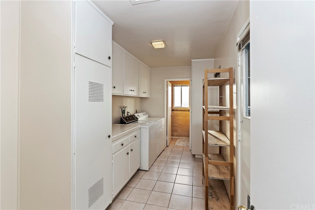 1377 Ransom Road Riverside, CA 92506 - Photo 16 of 59
