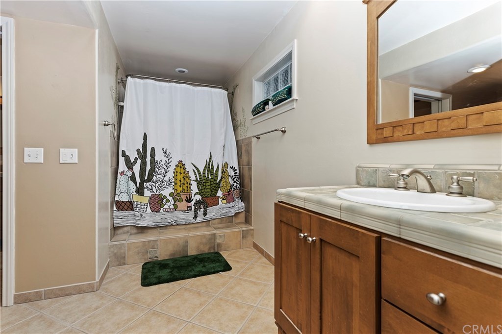 1377 Ransom Road Riverside, CA 92506 - Photo 19 of 59