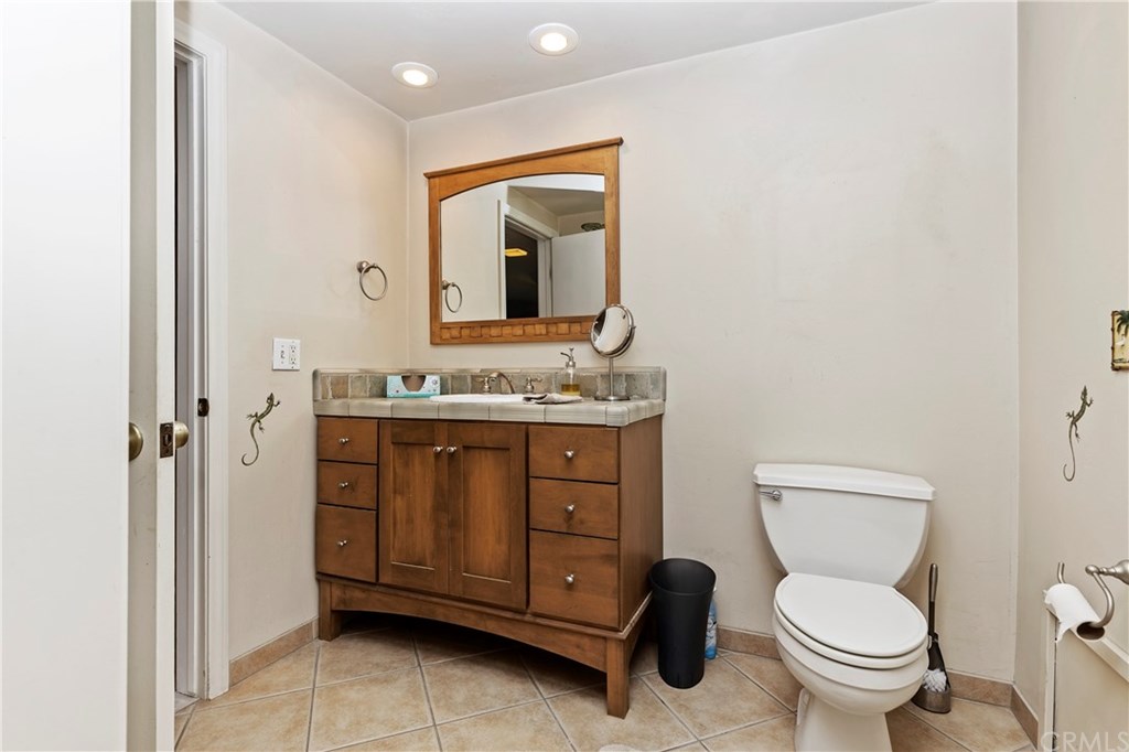 1377 Ransom Road Riverside, CA 92506 - Photo 20 of 59